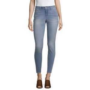 Decree High Rise Jeans